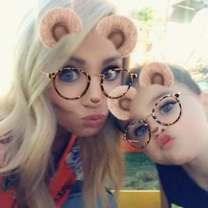 Meet your Posher, Kendra